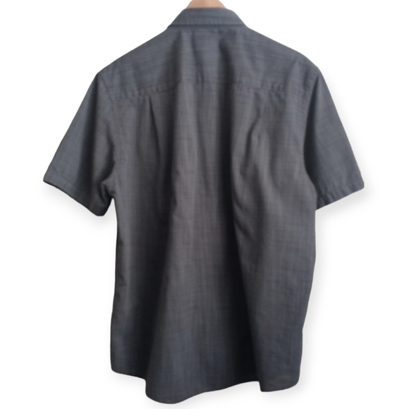 AFANI MEN SHORT SLEEVE BUTTON-DOWN SHIRT. SIZE L. COLOR GRAY - Picture 2 of 12